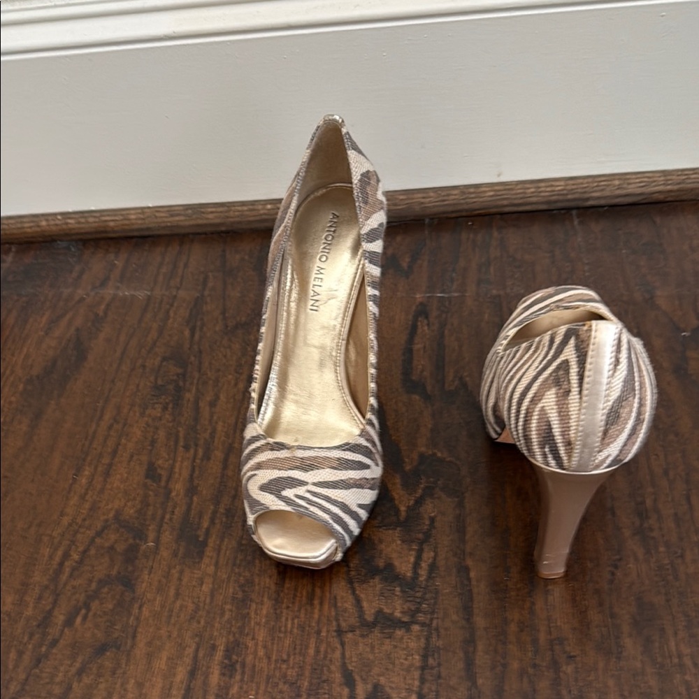 ANTONIO MELANI Cream and Brown Pleated Heels